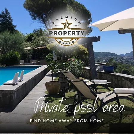 With Private Pool Area, Near Lake, Private Parking I Dei Leoni Maison d'hôtes Morbio Inferiore